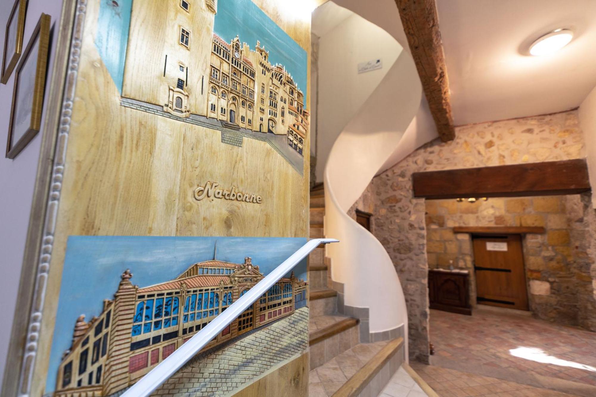 Suite A Mezzanine Dans L'Eglise Du Couvent Narbonne Exterior photo